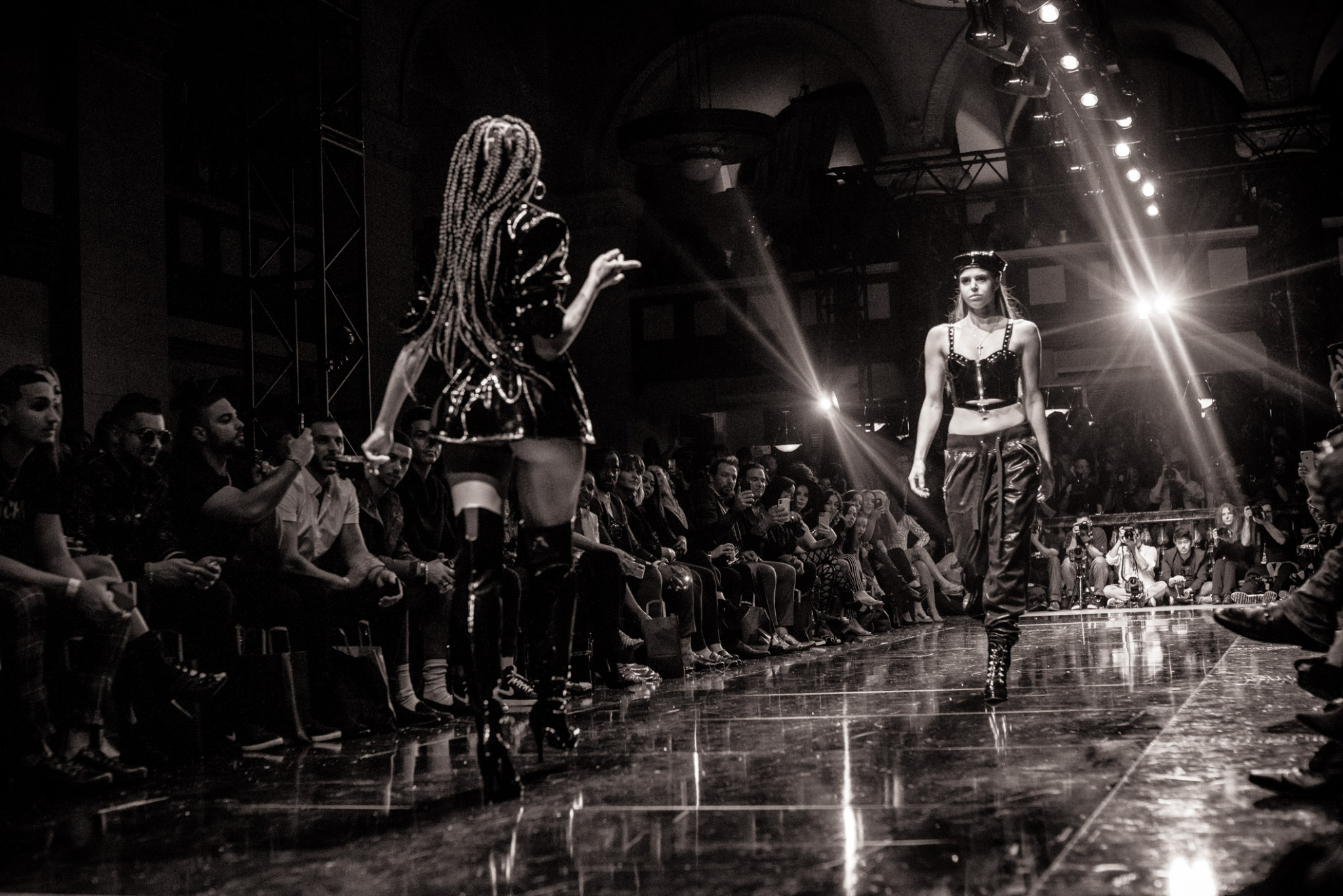 Backstage Fashion Week w LA
